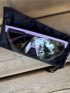 KITS pace sunglasses - Lavender with Silver Mirror Lenses